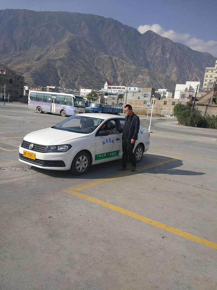 教練的精心教導現場