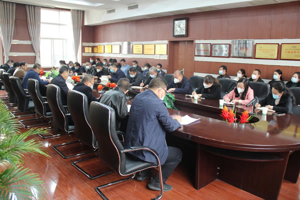 隴運(yùn)集團(tuán)公司黨委召開學(xué)習(xí)貫徹黨的二十大精神專題研討交流會(huì)(二)