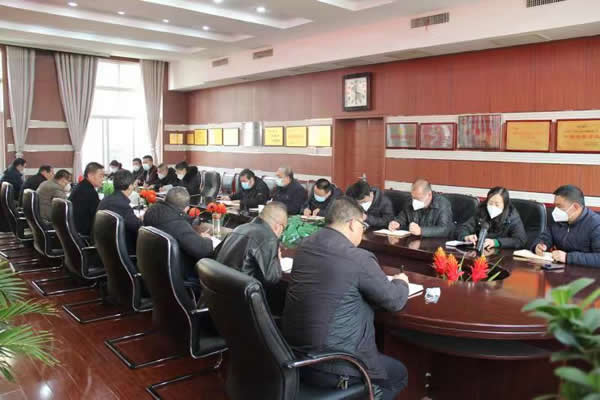 隴運(yùn)集團(tuán)公司黨委召開(kāi)理論中心組集中學(xué)習(xí)暨黨委(擴(kuò)大)會(huì)議