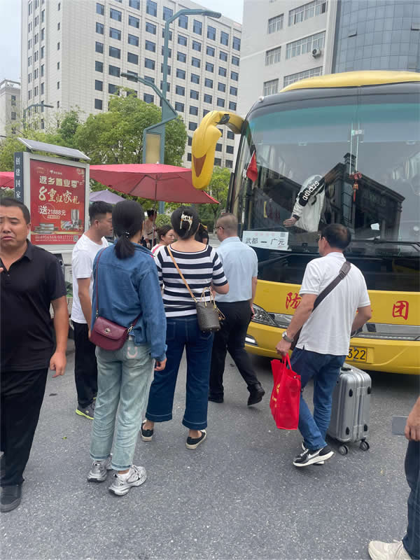 聞汛而動  主動作為 --隴運(yùn)集團(tuán)公司迅速行動全力做好防汛搶險(xiǎn)和運(yùn)輸保障工作